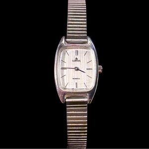 W33 Vintage Silver Lorus Women’s Watch